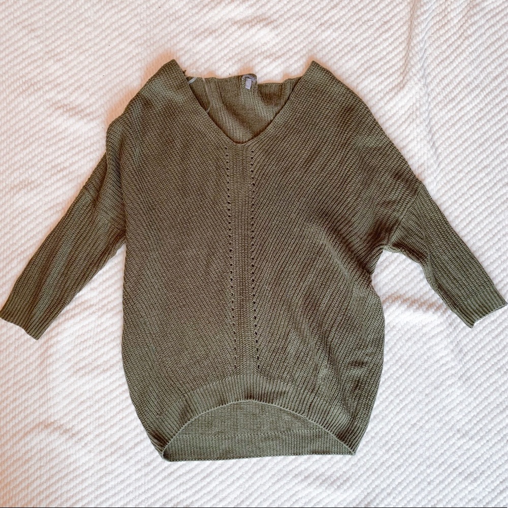 Green oversized sweater